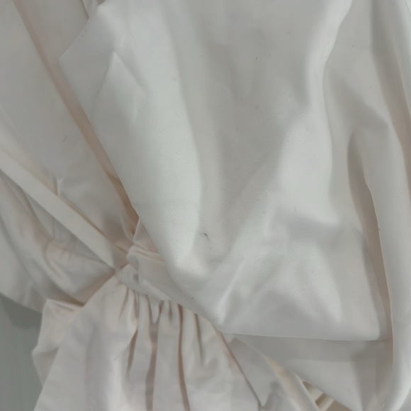 BOW FRONT TOP - Picture 7 of 13